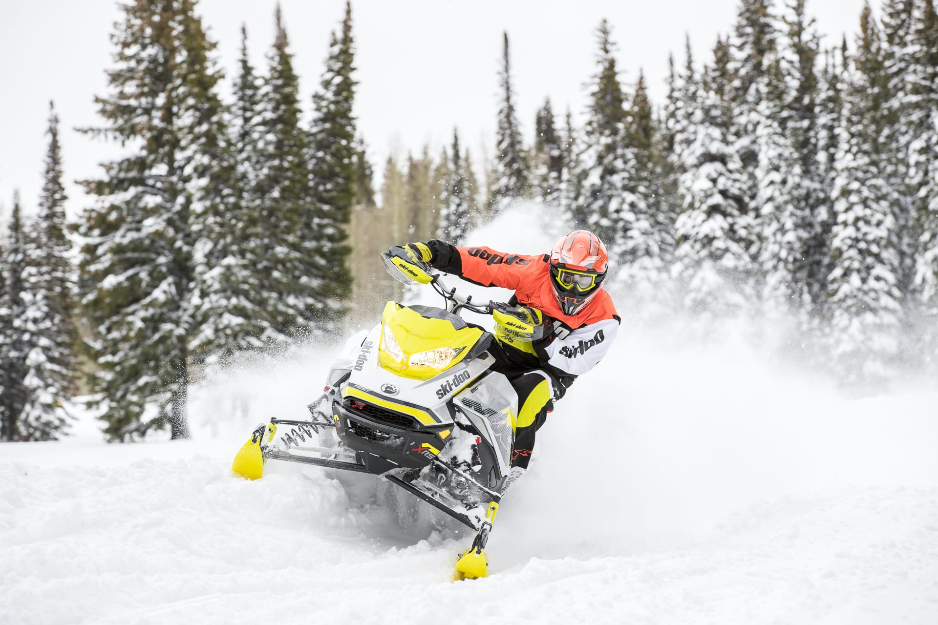 2018 Ski-Doo MXZ