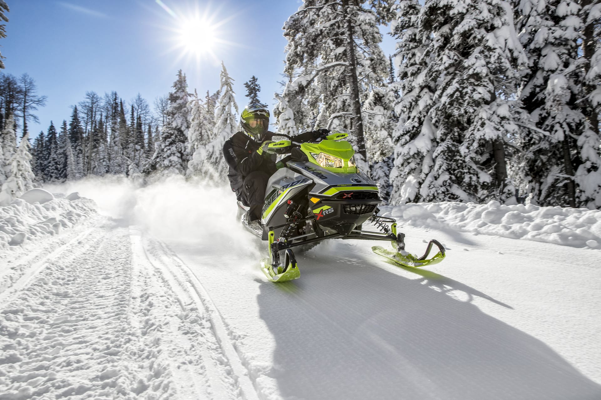 2018 Ski-Doo Renegade X-RS