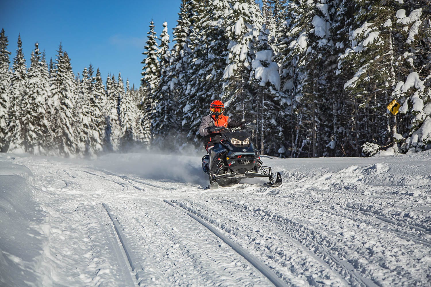 2018 Ski-Doo Renegade X-RS 850 E-TEC