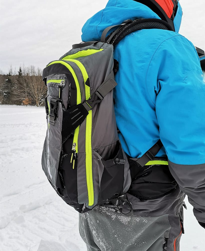 Que doit-on amener dans son sac lors d’une journée en hors-piste