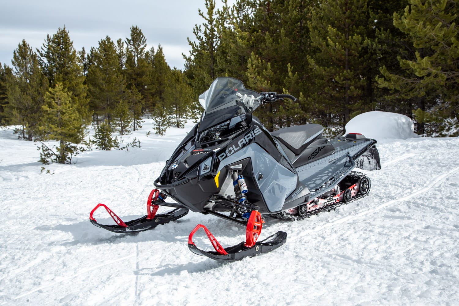 Polaris Switchback Assault 850 146 2021 Essai