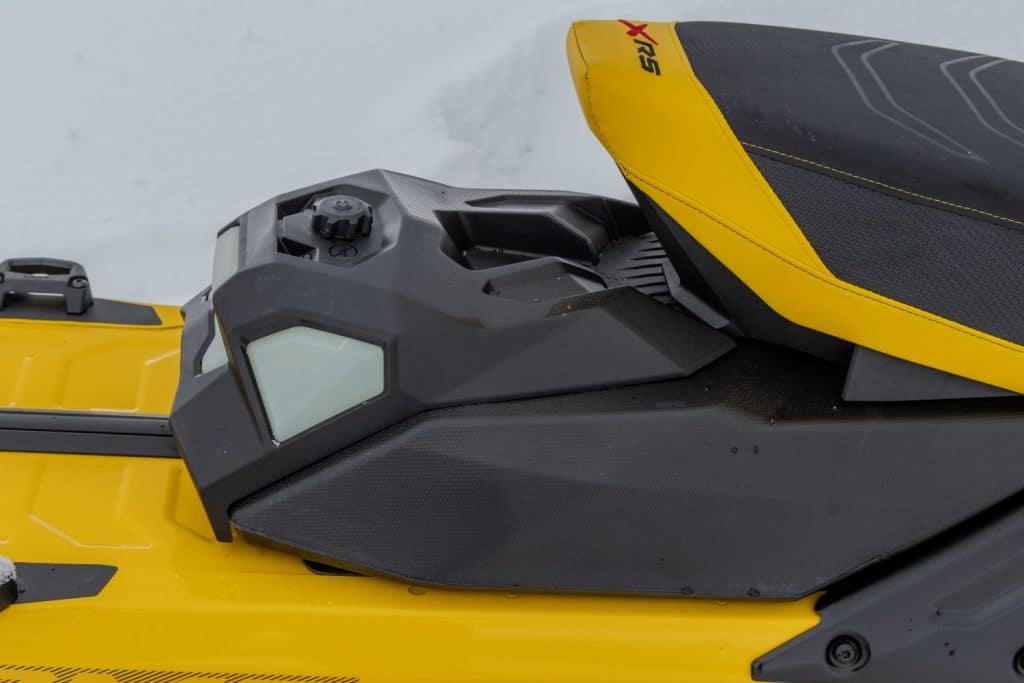 close-up of skidoo mxz xrs 850 turbo r 2025's competition package